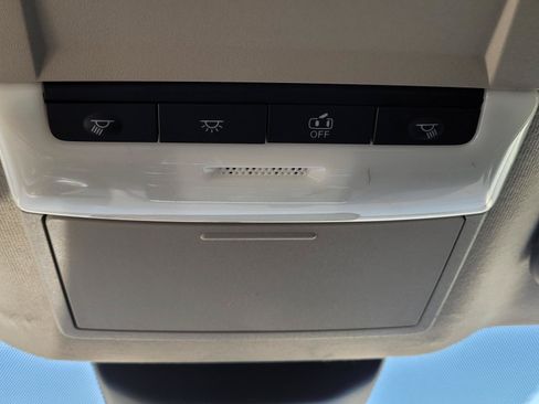 Used 2024 Nissan Sentra SR FWD image 28