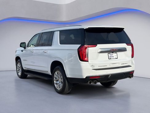 Used 2024 GMC Yukon XL Denali image 11