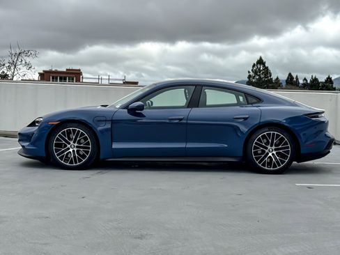 Certified 2021 Porsche Taycan 4S image 2