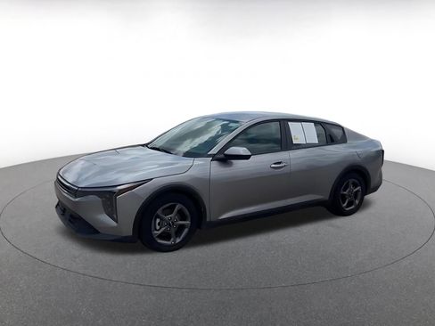 Used 2025 Kia K4 FWD image 8