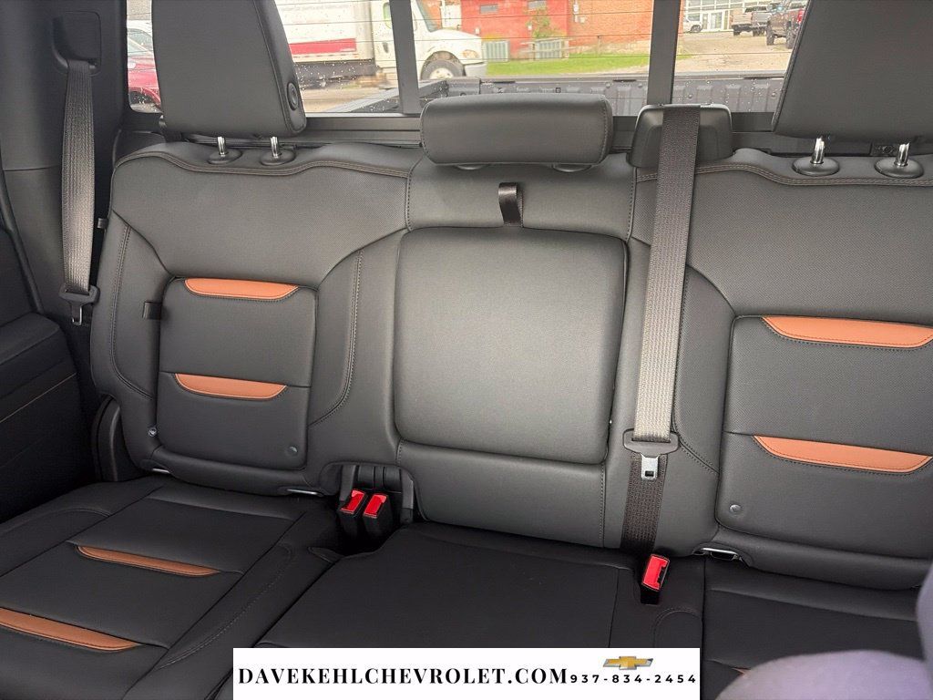 Used 2026 GMC Sierra 2500 AT4 w/ AT4 Premium Plus Package AWD/4WD image 22