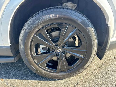 Used 2024 Lexus RX 350 Premium image 19