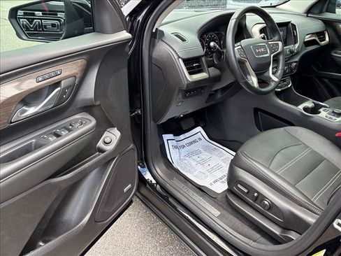 Certified 2024 GMC Terrain Denali w/ Denali Premium Package AWD/4WD image 11