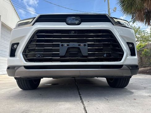 Used 2024 Toyota Grand Highlander AWD image 63