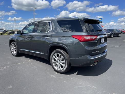 Used 2018 Chevrolet Traverse Premier w/ LPO, Floor Liner Package AWD/4WD image 3