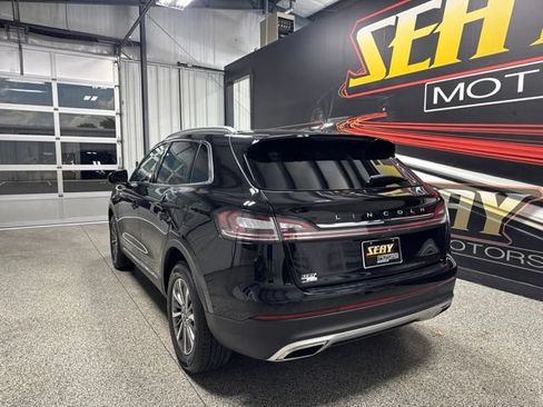 Used 2023 Lincoln Nautilus AWD w/ Premium Package image 17
