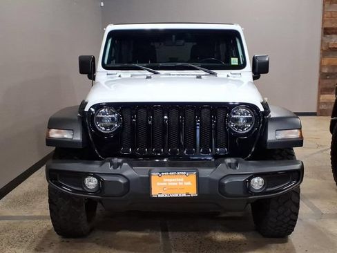 Used 2022 Jeep Wrangler Unlimited Sport AWD/4WD image 3
