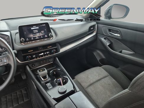 Used 2024 Nissan Rogue SV AWD/4WD image 12
