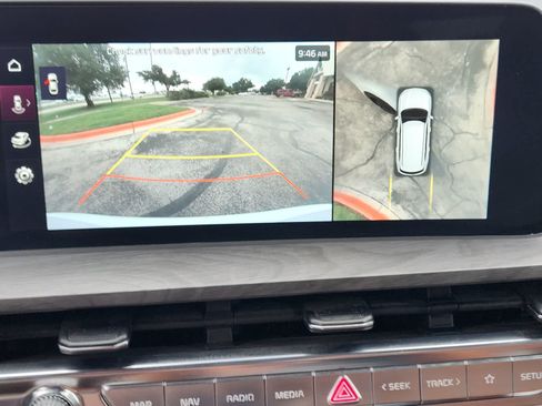 Certified 2025 Kia Telluride SX Prestige X-Pro AWD/4WD image 16
