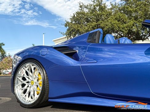 Used 2018 Ferrari 488 Spider image 61