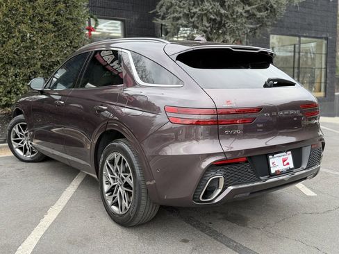 Used 2023 Genesis GV70 2.5T w/ Advanced Package image 19
