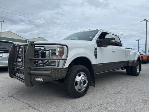 Used 2021 Ford F350 Lariat w/ Lariat Ultimate Package AWD/4WD image 1