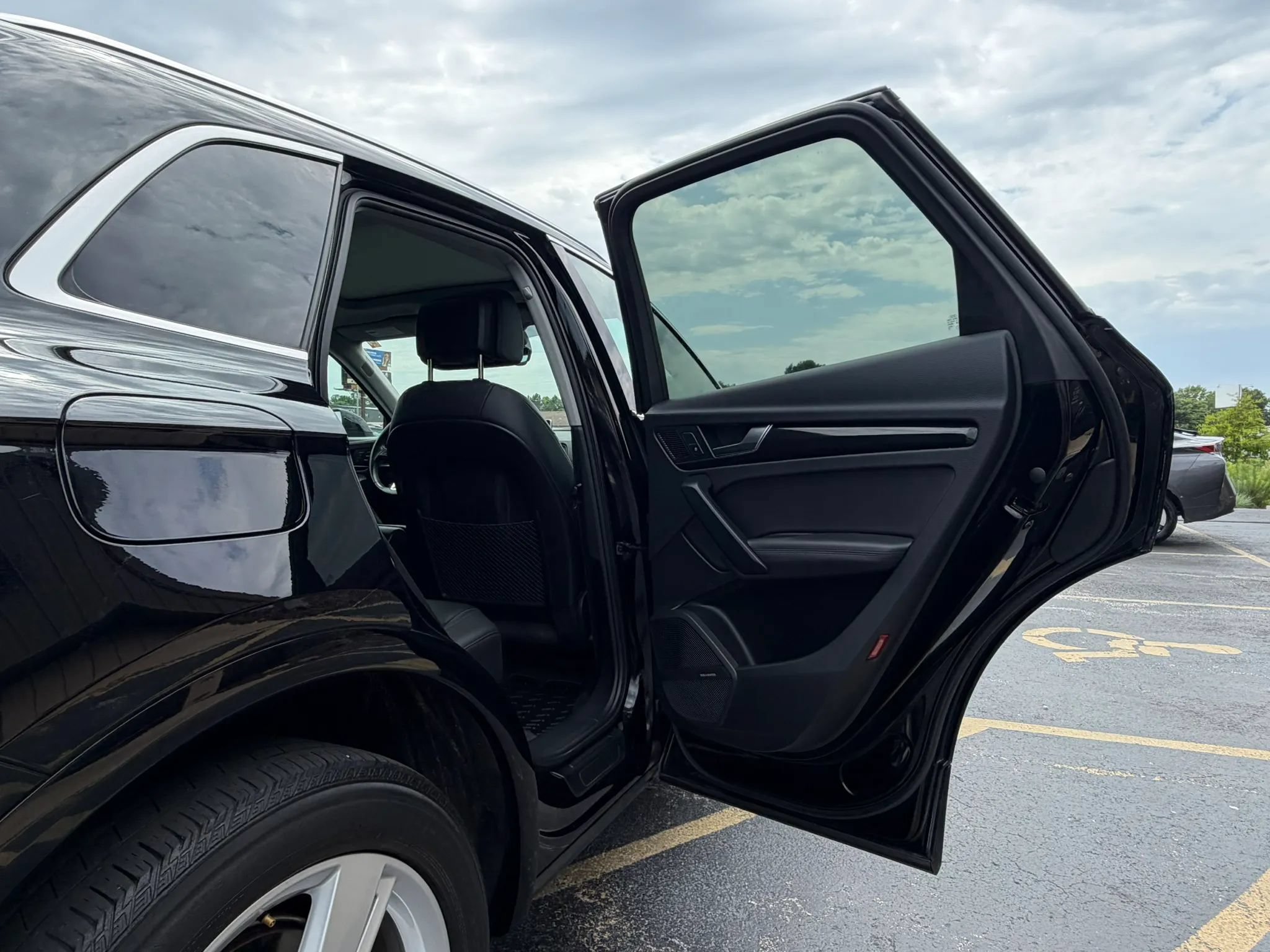 Used 2019 Audi Q5 2.0T Premium Plus AWD/4WD image 28