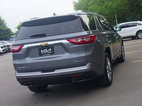 Used 2019 Chevrolet Traverse Premier AWD/4WD image 2