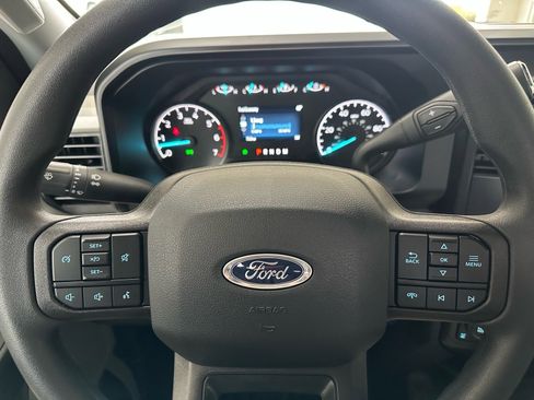 New 2026 Ford F250 XL w/ XL Chrome Package image 31