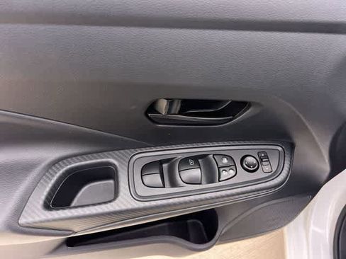 Used 2025 Nissan Versa S w/ Trunk Package FWD image 29