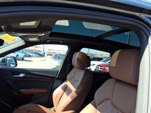 Certified 2024 Audi Q5 e Premium image 12