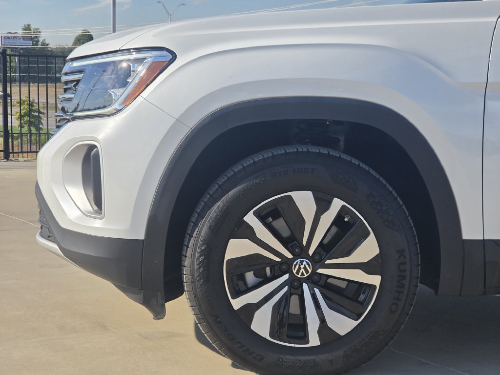 Used 2026 Volkswagen Atlas SE FWD image 7