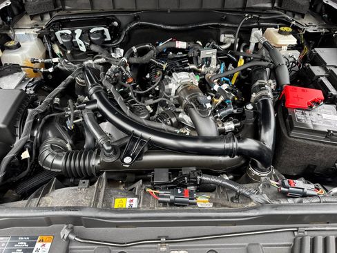 Used 2023 Ford Bronco Wildtrak AWD/4WD image 38