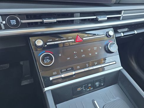 Used 2024 Hyundai Santa Fe SEL image 22