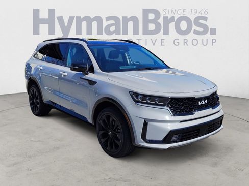 Used 2023 Kia Sorento SX AWD/4WD image 1