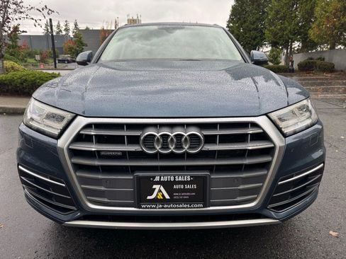 Used 2018 Audi Q5 2.0T Premium Plus w/ Premium Plus Package image 3