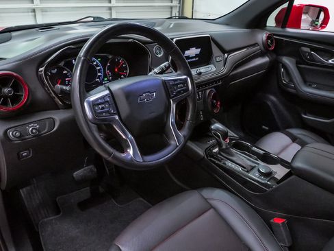 Used 2020 Chevrolet Blazer RS FWD image 2
