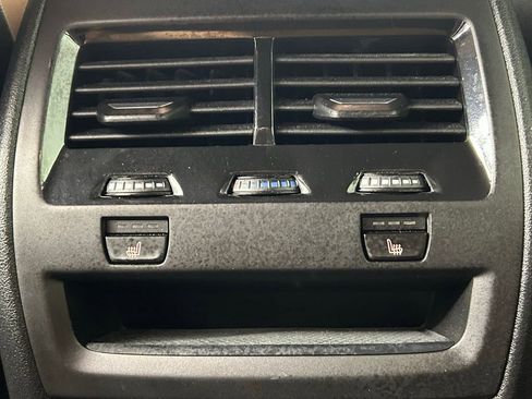 Used 2024 BMW X5 xDrive40i w/ M Sport Package image 18