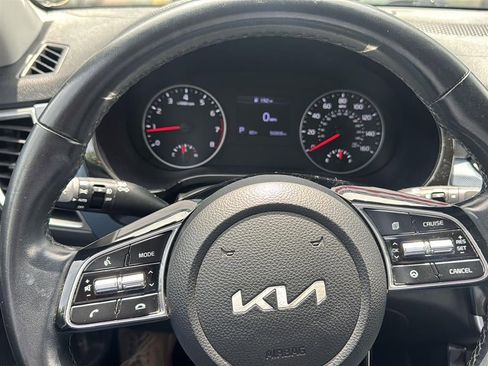 Used 2023 Kia Seltos S AWD/4WD image 17