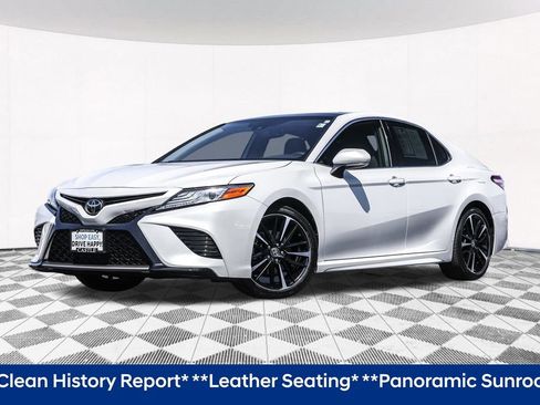 Used 2020 Toyota Camry XSE FWD image 2