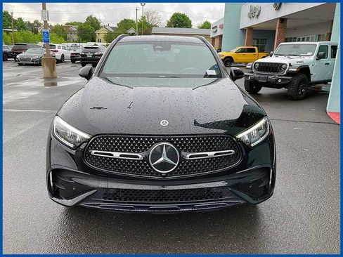 Used 2024 Mercedes-Benz GLC 300 w/ AMG Line image 3