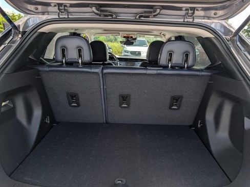 Used 2023 Chevrolet Bolt EUV Premier w/ Sun & Sound Package FWD image 11