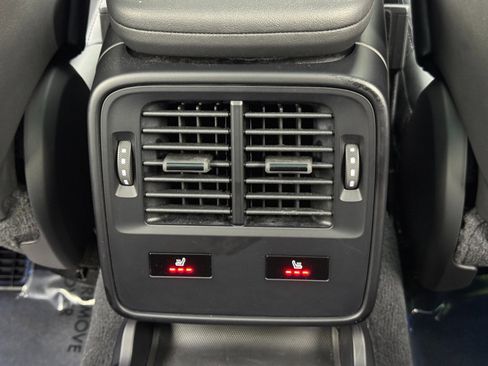 Used 2023 Porsche Taycan 4S w/ Premium Package image 37