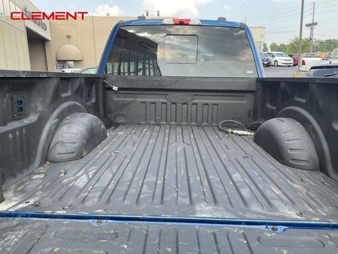 Used 2022 Ford F250 Lariat w/ Black Appearance Package image 7