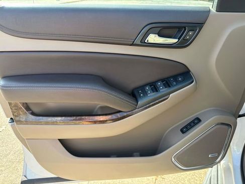 Used 2018 Chevrolet Tahoe LT image 24