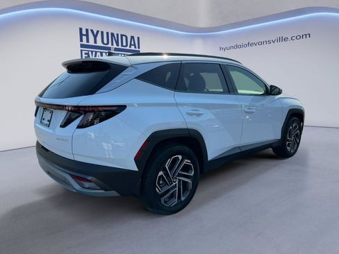 Certified 2026 Hyundai Tucson Limited AWD/4WD image 3
