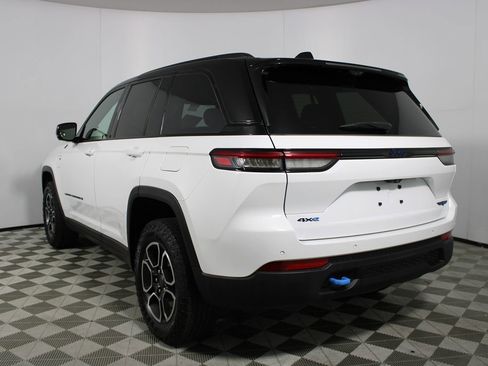 Used 2023 Jeep Grand Cherokee Trailhawk w/ Advanced Protech Group II image 46
