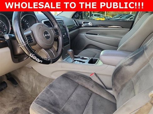 Used 2011 Jeep Grand Cherokee Laredo w/ Trailer Tow Group image 14