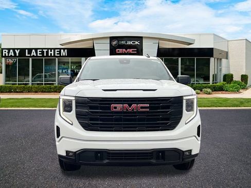 New 2026 GMC Sierra 1500 Elevation image 8