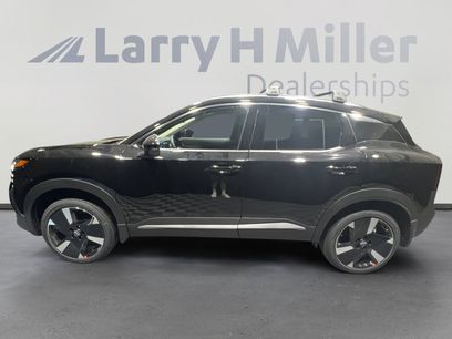 New 2026 Nissan Kicks SR w/ Cold Weather Package