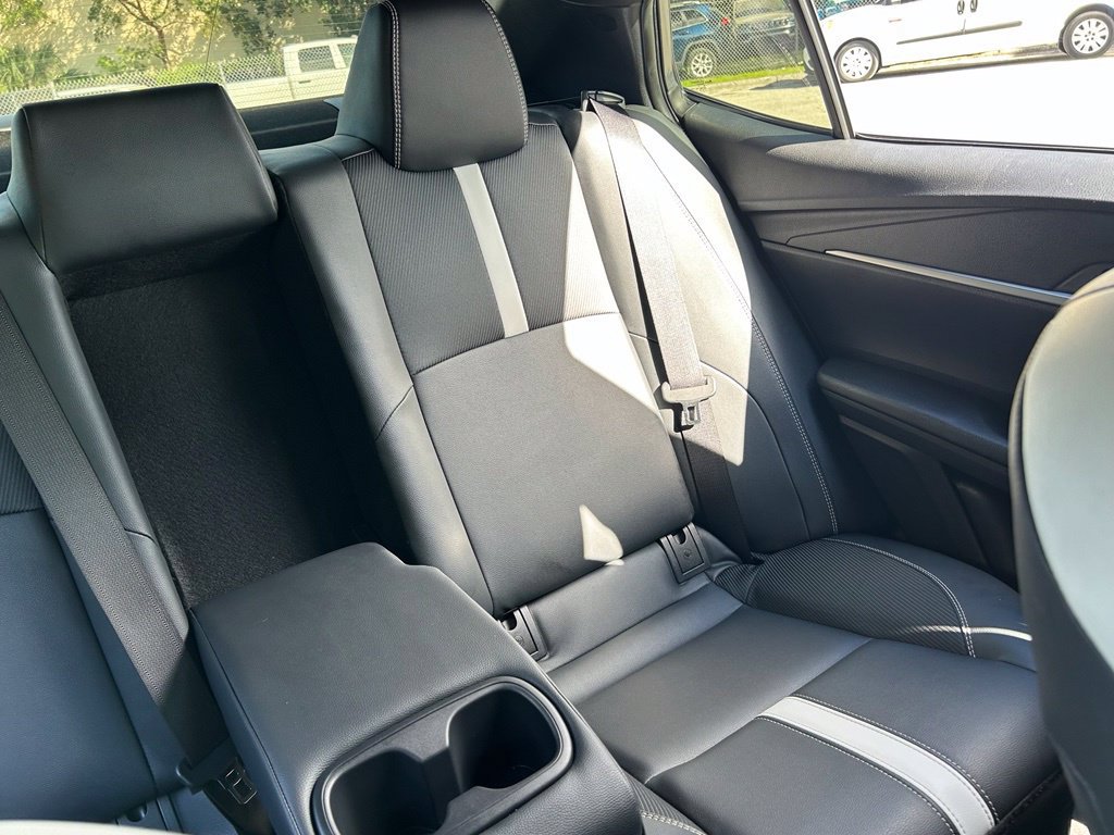 Used 2025 Toyota Camry SE FWD image 14