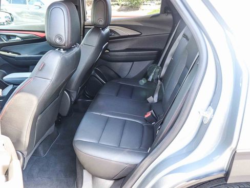 Used 2024 Chevrolet TrailBlazer RS w/ Convenience Package FWD image 21