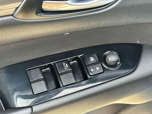 Used 2017 MAZDA CX-5 Sport image 15