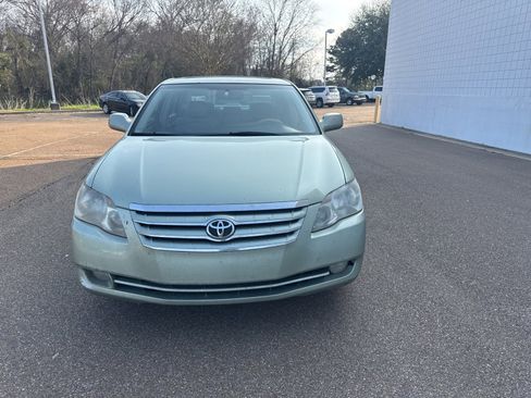 Used 2007 Toyota Avalon Limited image 2