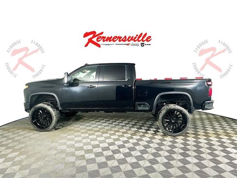 Used 2020 Chevrolet Silverado 2500 LTZ w/ LTZ Premium Package image 4