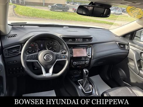 Used 2020 Nissan Rogue SL w/ Premium Package AWD/4WD image 11