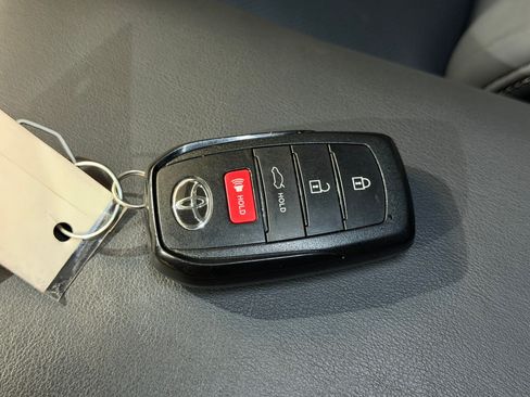 Used 2024 Toyota Crown AWD/4WD image 35
