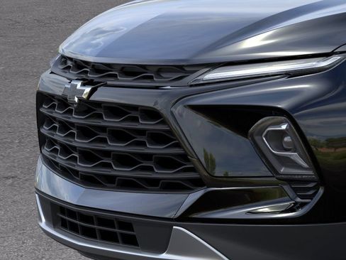 New 2026 Chevrolet Blazer LT w/ Convenience Package AWD/4WD image 13