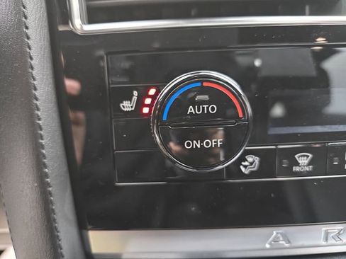 Used 2024 Nissan Armada SL w/ Midnight Edition Package image 40