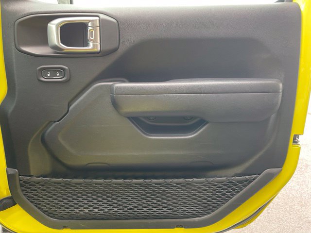Used 2022 Jeep Wrangler Rubicon w/ LED Lighting Group AWD/4WD image 23